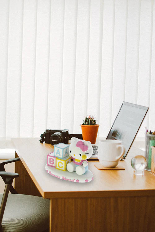 Sanrio Hello Kitty “SOMEONE SPECIAL “Ceramic figurine