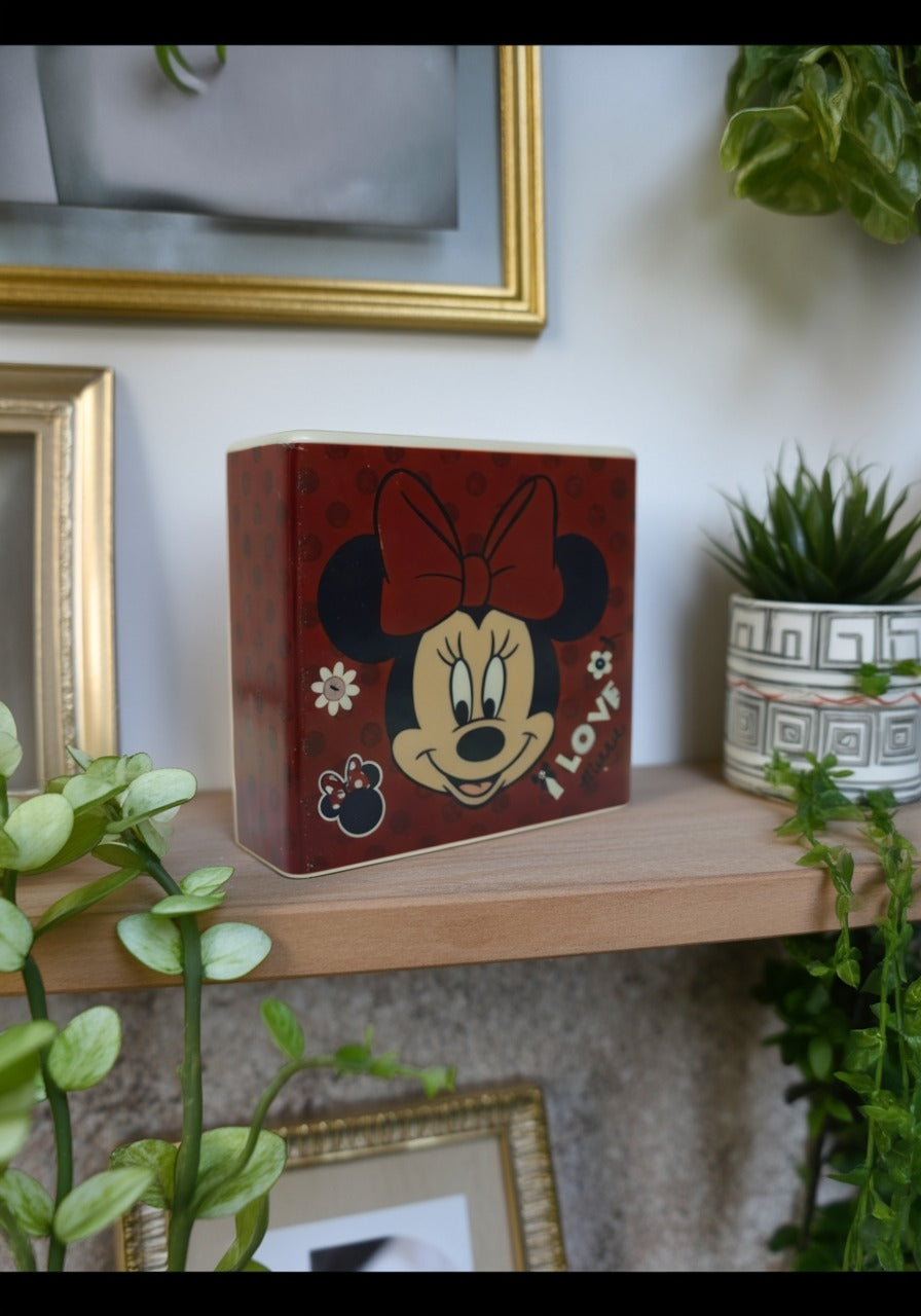 Disney I LOVE MINNIE Money bank With Gift Box.